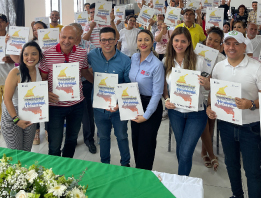 Entrega de títulos de propiedad en Norte de Santander y Putumayo